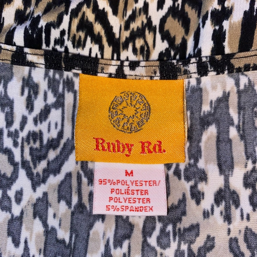 🍂Ruby Rd Beautiful Top🍂 - Picture 4 of 11